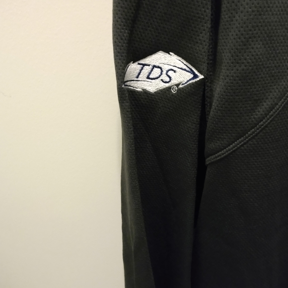 Nike Men's 1/4 Zip Pullover Jacket - Picture 3 of 6